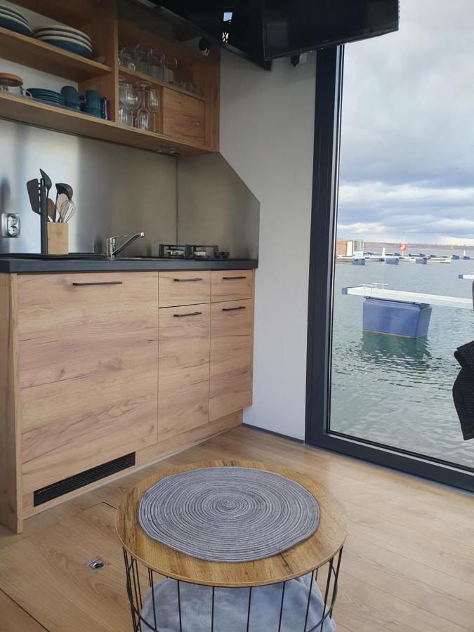Mobiles Hausboot El'Milia Hotel Braunsbedra ภายนอก รูปภาพ