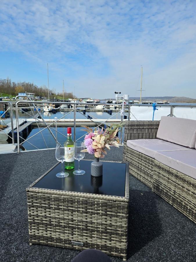 Mobiles Hausboot El'Milia Hotel Braunsbedra ภายนอก รูปภาพ