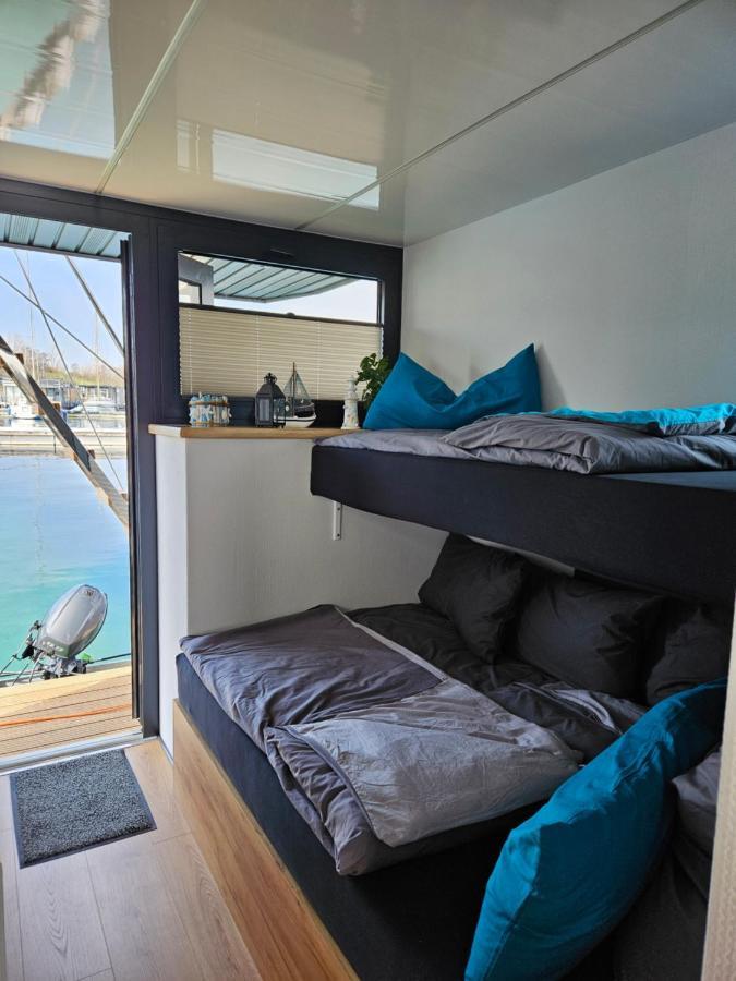 Mobiles Hausboot El'Milia Hotel Braunsbedra ภายนอก รูปภาพ