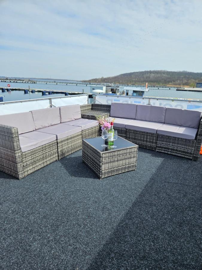 Mobiles Hausboot El'Milia Hotel Braunsbedra ภายนอก รูปภาพ